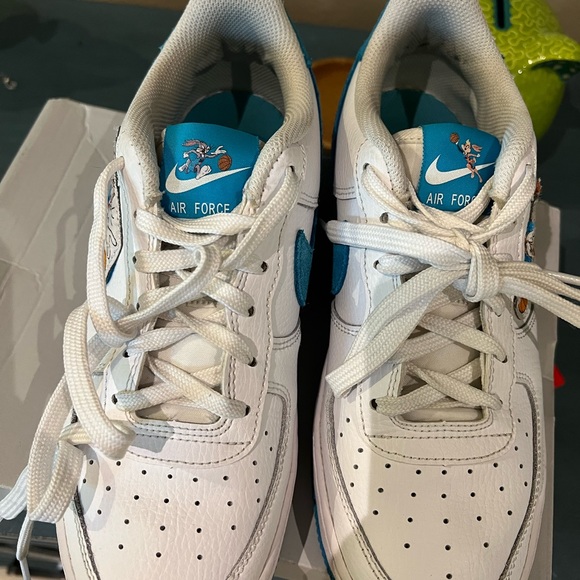 Nike Space Jam Air Force 1 shoes - Picture 8 of 9